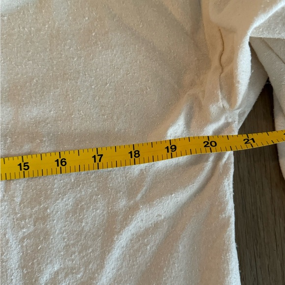 Gorgeous Jess Feury Ruffle Sleeve Top - Picture 6 of 7